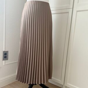 J.Crew Gwyneth Pleated Slip Skirt Tan Size Small Pre-Loved